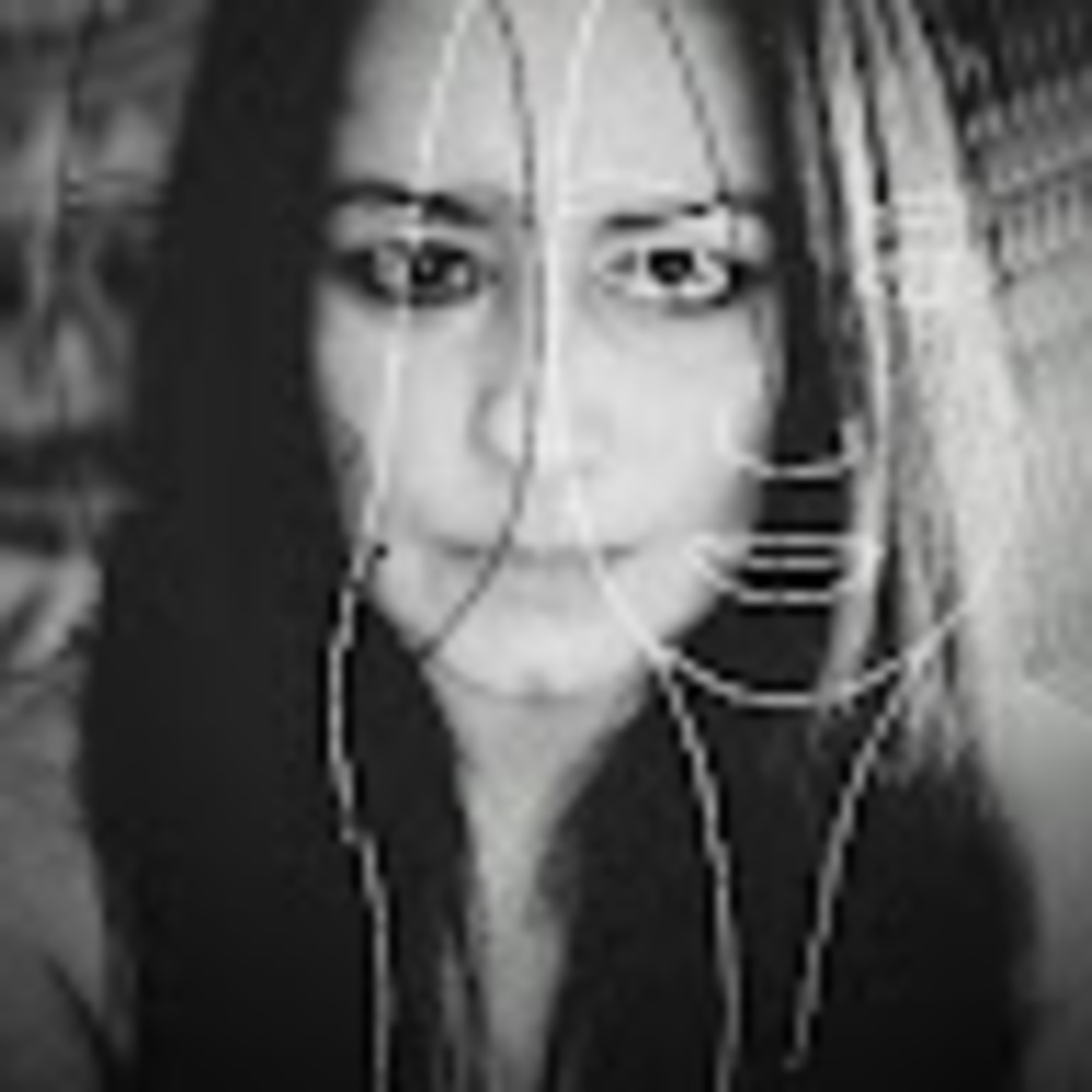 Meet your Posher, Leigh